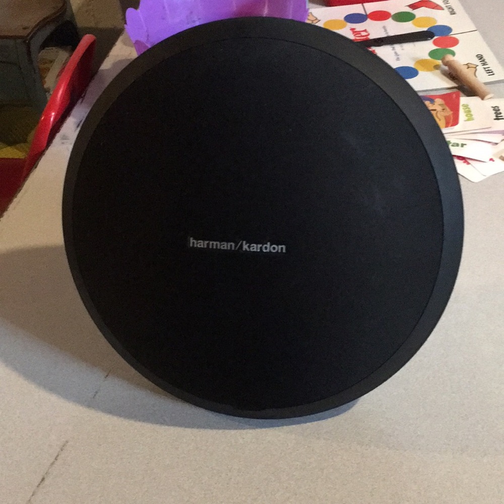 Harman Kordon Bluetooth speaker